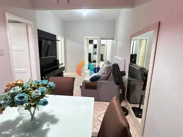 Apartamento com 70m² 2 quartos e 1 banheiro, à venda, no bairro Copacabana em Rio de Janeiro