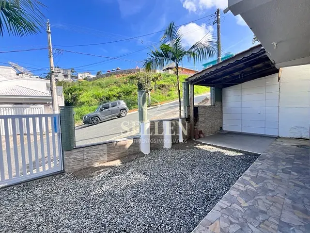 Apartamento 1 quarto e 1 banheiro, para alugar, no bairro Ariribá em Balneário Camboriú