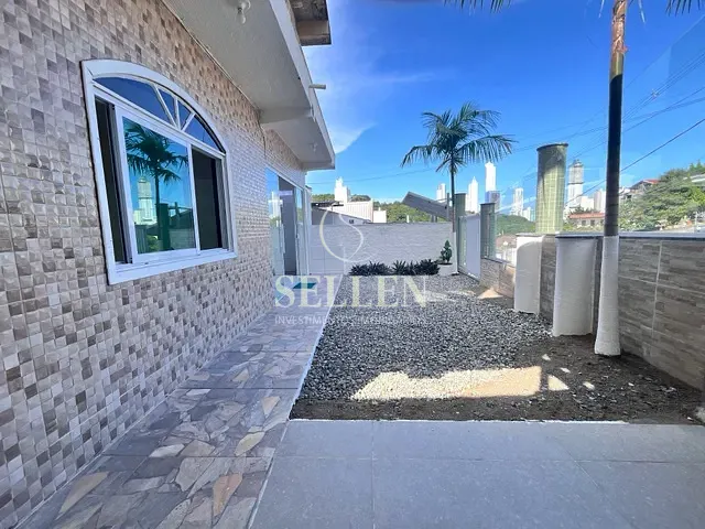 Apartamento 1 quarto e 1 banheiro, para alugar, no bairro Ariribá em Balneário Camboriú