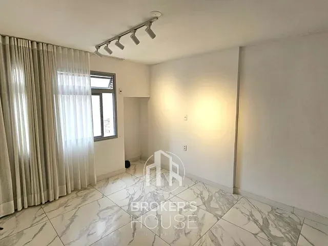 Apartamento com 80m² 2 quartos e 2 banheiros, à venda, no bairro Praia do Canto em Vitória
