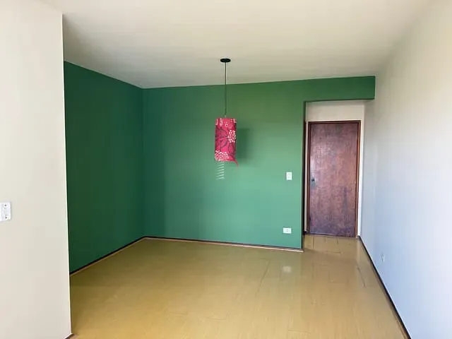 Apartamento com 122m² 3 quartos e 2 banheiros, à venda, no bairro Centro em Londrina