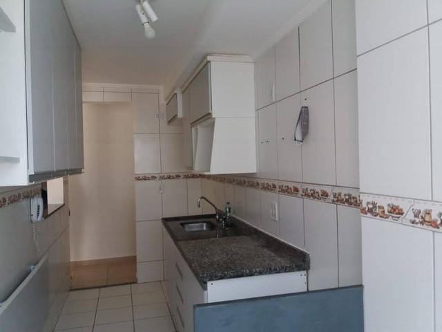 Foto do Apartamento - Apartamento com 3 dormitórios para alugar, 65 m² por R$ 1.250,00/mês - Conjunto Residencial Trinta e Um de Março - São José dos Campos/SP | RUSSI IMÓVEIS