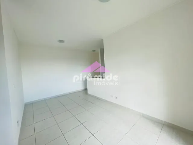 Apartamento com 67m² 3 quartos e 2 banheiros, para alugar, no bairro Loteamento Villa Branca em Jacareí