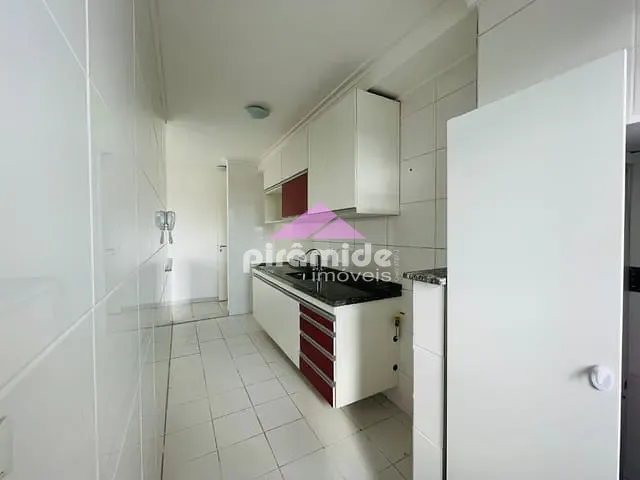 Apartamento com 67m² 3 quartos e 2 banheiros, para alugar, no bairro Loteamento Villa Branca em Jacareí