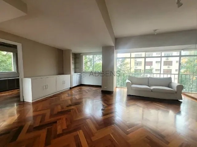 Apartamento 1 quarto e 1 banheiro, para alugar, no bairro Cerqueira César em São Paulo
