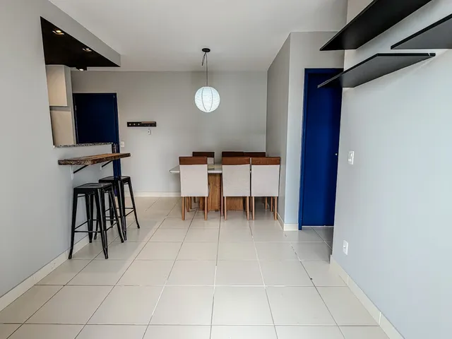 Apartamento 2 quartos e 2 banheiros, para alugar, no bairro Glória em Macaé