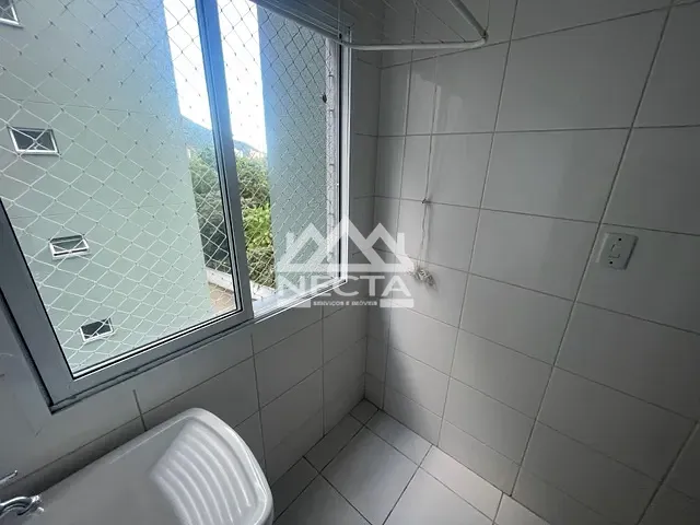 Apartamento com 50m² 2 quartos e 1 banheiro, à venda, no bairro Martim de Sá em Caraguatatuba