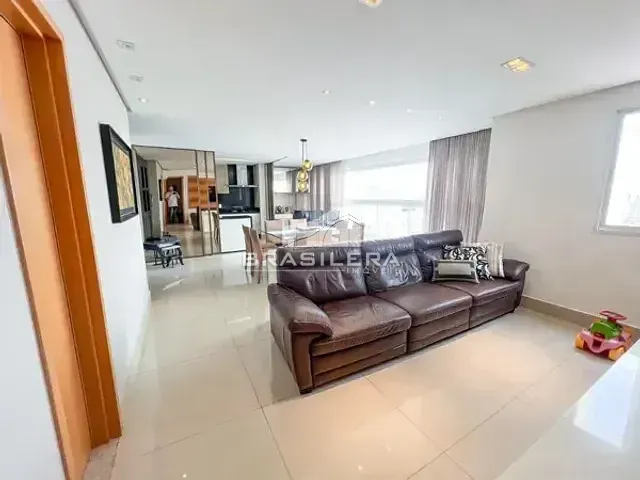 Apartamento com 126m² 3 quartos e 5 banheiros, à venda, no bairro Setor Bueno em Goiânia