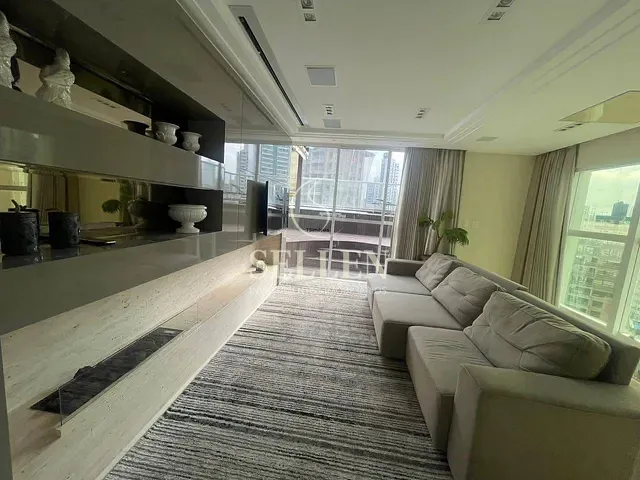 Apartamento com 302m² 3 quartos e 3 banheiros, à venda, no bairro Centro em Balneário Camboriú