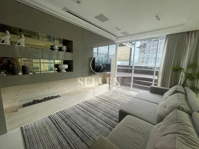 Apartamento com 302m² 3 quartos e 3 banheiros, à venda, no bairro Centro em Balneário Camboriú