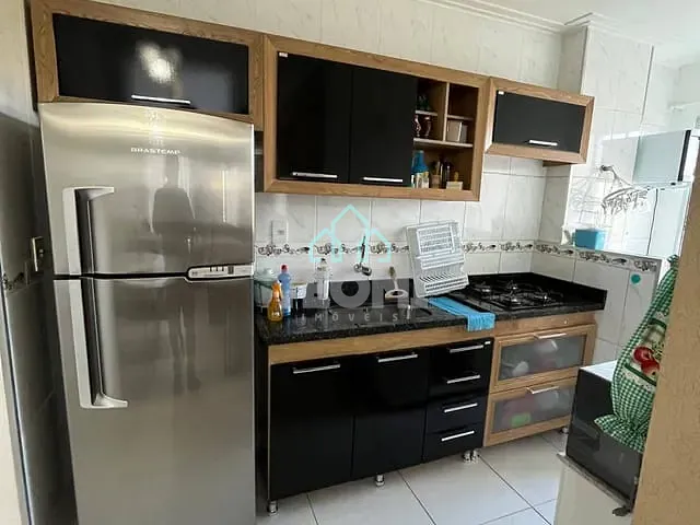Apartamento 2 quartos e 1 banheiro, à venda, no bairro Parque São Luís em Taubaté