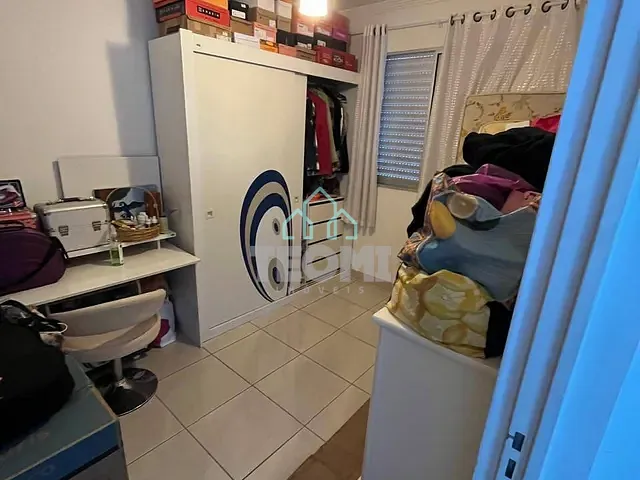 Apartamento 2 quartos e 1 banheiro, à venda, no bairro Parque São Luís em Taubaté