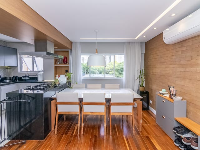 Apartamento com 81m² 3 quartos e 2 banheiros, à venda, no bairro Vila Olímpia em São Paulo