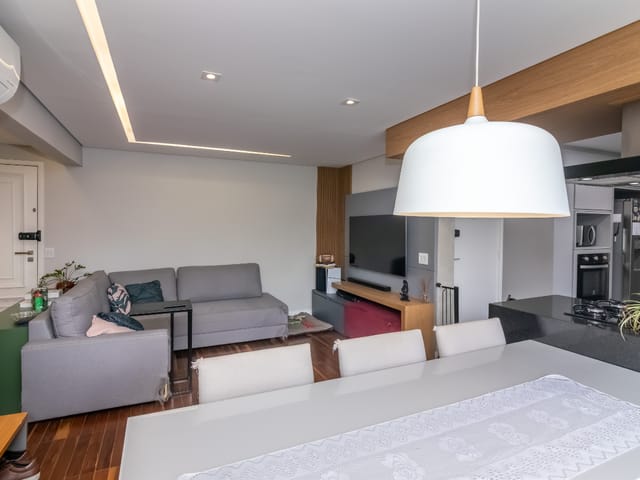 Apartamento com 81m² 3 quartos e 2 banheiros, à venda, no bairro Vila Olímpia em São Paulo