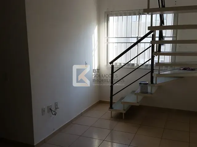 Apartamento 2 quartos e 2 banheiros, à venda, no bairro Parque São Lourenço em Indaiatuba