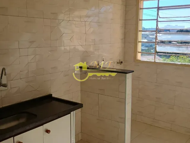 Apartamento 2 quartos e 1 banheiro, para alugar, no bairro Dic VI (Conjunto Habitacional Santo Dias Silva) em Campinas