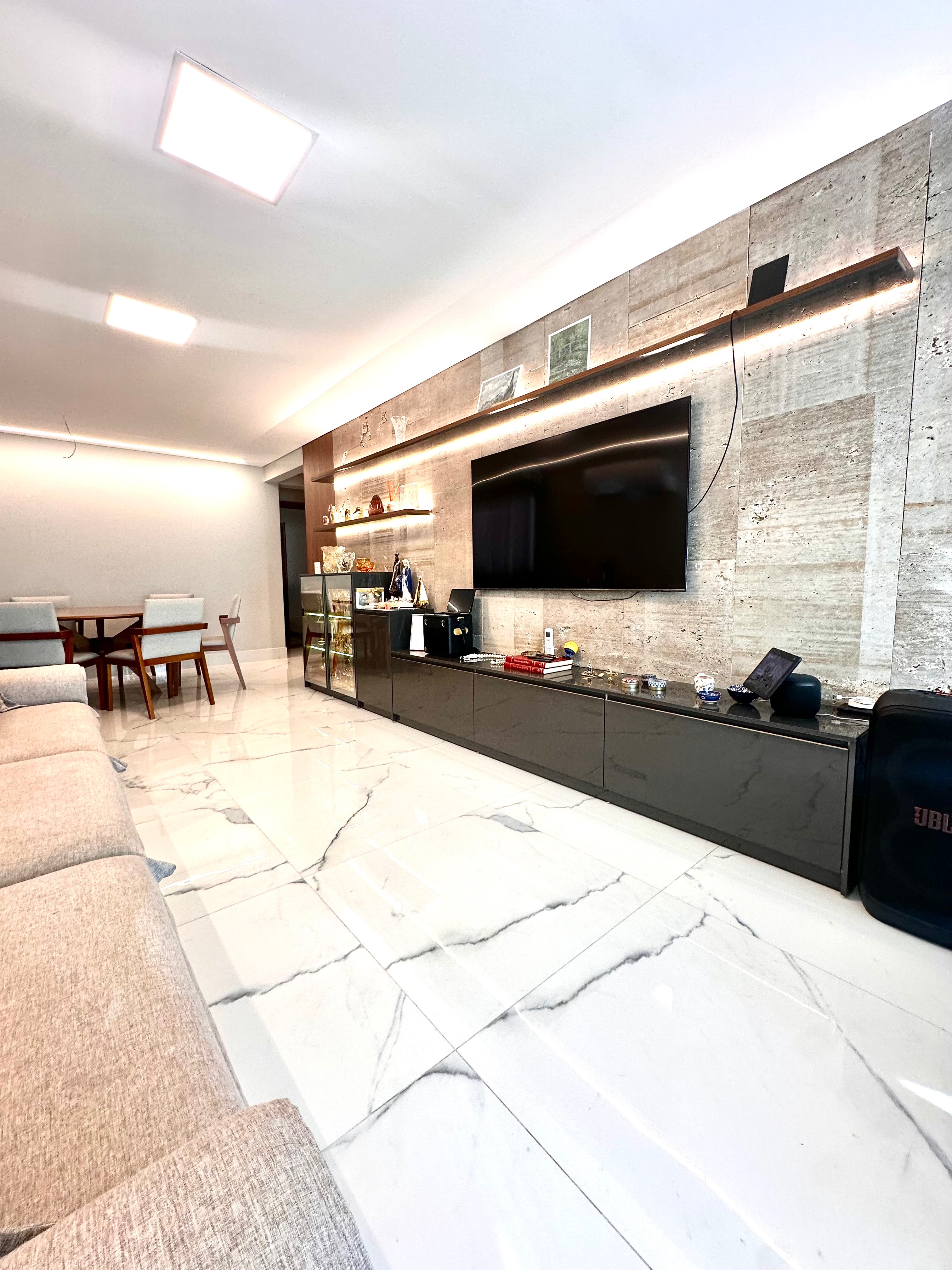 Apartamento à venda com 133 m², 3 suítes, Setor Bueno, Goiânia, GO