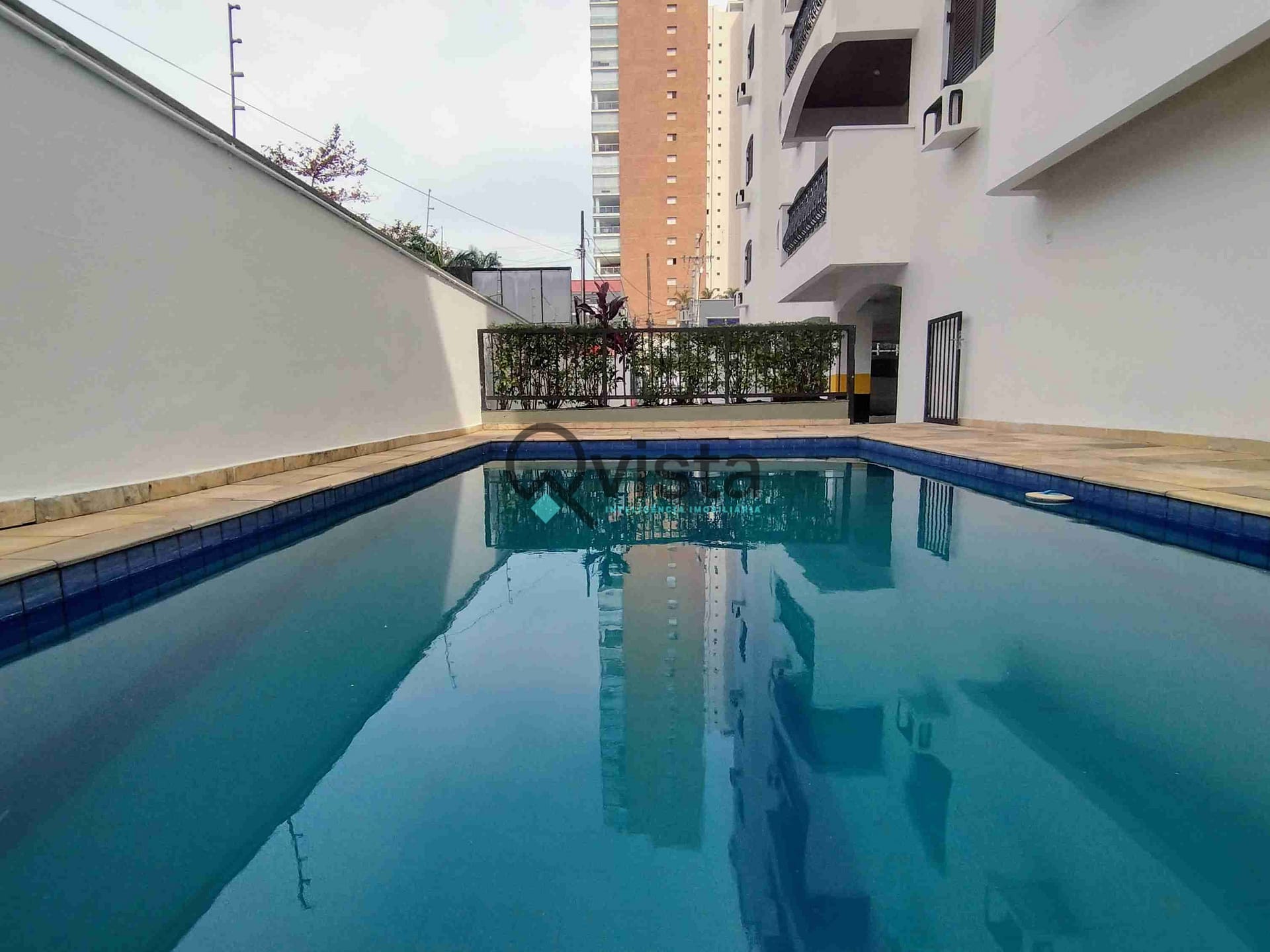 Apartamento à venda com 3 quartos, 103m² - Foto 1