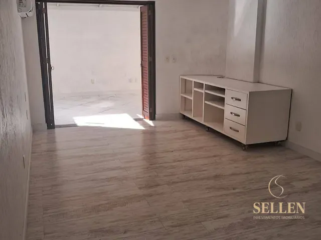 Apartamento 3 quartos e 2 banheiros, à venda, no bairro Centro em Balneário Camboriú