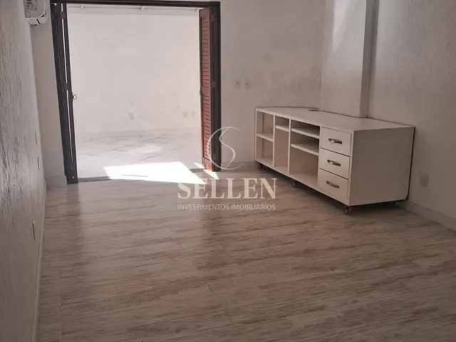 Apartamento 3 quartos e 2 banheiros, à venda, no bairro Centro em Balneário Camboriú