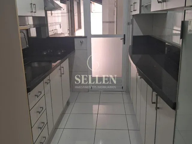 Apartamento 3 quartos e 2 banheiros, à venda, no bairro Centro em Balneário Camboriú
