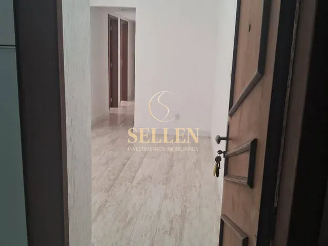 Apartamento 3 quartos e 2 banheiros, à venda, no bairro Centro em Balneário Camboriú