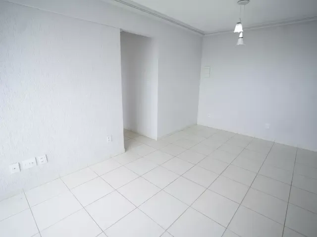 Apartamento 2 quartos e 2 banheiros, para alugar, no bairro Jardim das Esmeraldas em Goiânia