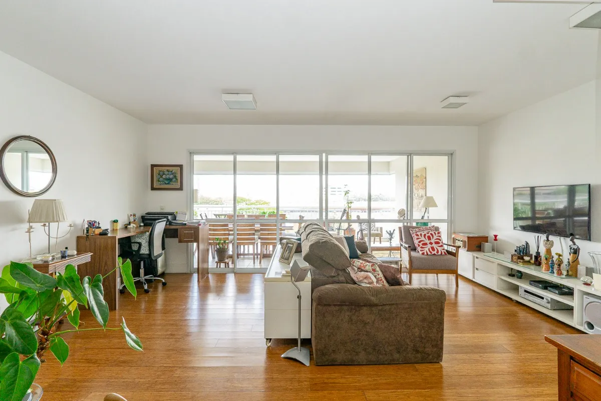 Apartamento para venda em Santo Amaro com 3 quartos, sendo 3 suítes, 160m²