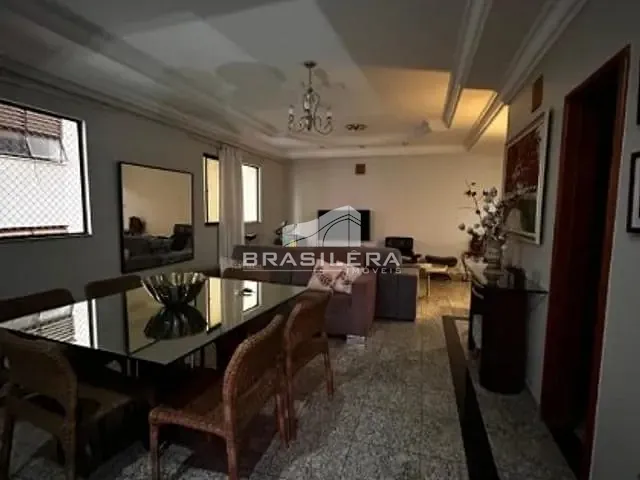 Apartamento com 220m² 5 quartos e 6 banheiros, à venda, no bairro Setor Bueno em Goiânia