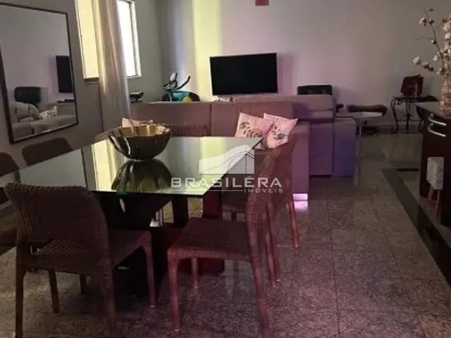 Apartamento com 220m² 5 quartos e 6 banheiros, à venda, no bairro Setor Bueno em Goiânia