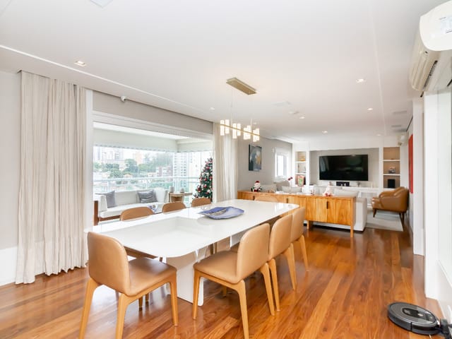 Apartamento com 188m² 3 quartos e 5 banheiros, à venda, no bairro Vila Mariana em São Paulo
