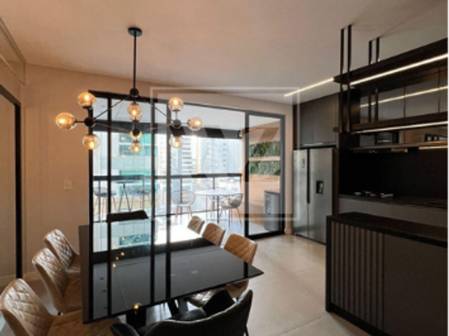 Apartamento 3 quartos e 4 banheiros, à venda, no bairro Meia Praia em Itapema