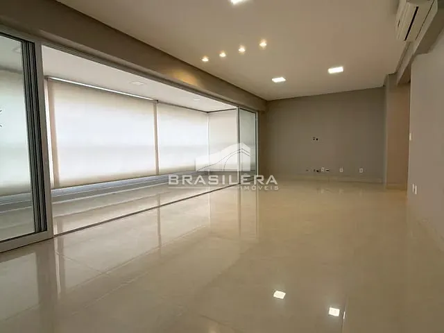 Apartamento com 215m² 4 quartos e 6 banheiros, à venda, no bairro Setor Bueno em Goiânia