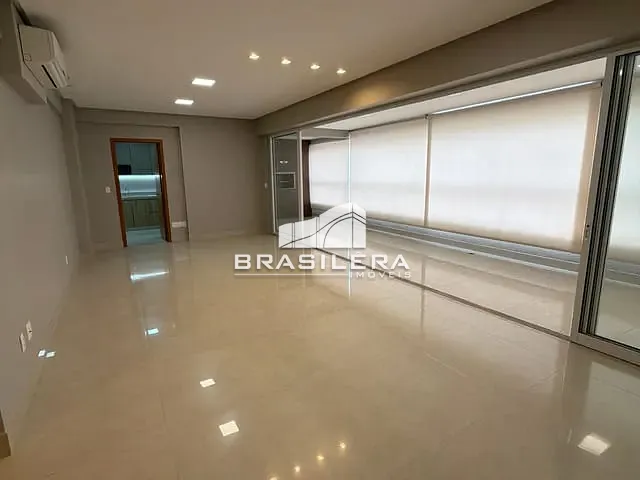 Apartamento com 215m² 4 quartos e 6 banheiros, à venda, no bairro Setor Bueno em Goiânia