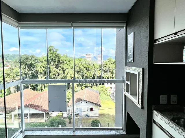 Apartamento com 95m² 2 quartos e 2 banheiros, para alugar, no bairro Água Verde em Blumenau