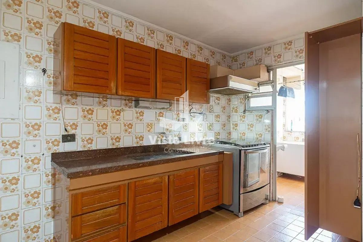 Apartamento à venda com 3 quartos, 116m² - Foto 9