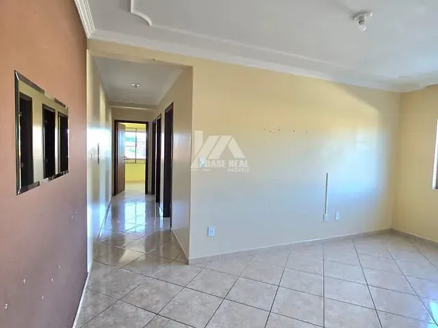 Apartamento com 60m² 3 quartos e 1 banheiro, à venda ou para alugar, no bairro Orfãs em Ponta Grossa
