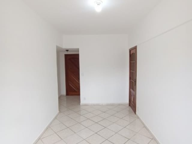 Foto do Apartamento - Apartamento com 2 Quartos, Varanda, Aproximadamente 73m² na Estrada do Barro Vermelho,  Rocha Miranda | Hilmar