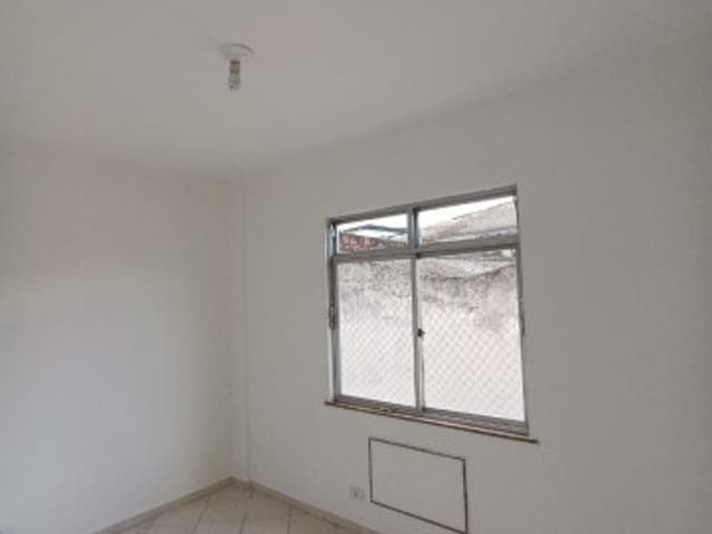 Foto do Apartamento - Apartamento com 2 Quartos, Varanda, Aproximadamente 73m² na Estrada do Barro Vermelho,  Rocha Miranda | Hilmar
