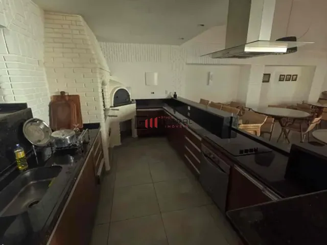 Apartamento 4 quartos e 6 banheiros, à venda, no bairro Centro em Londrina