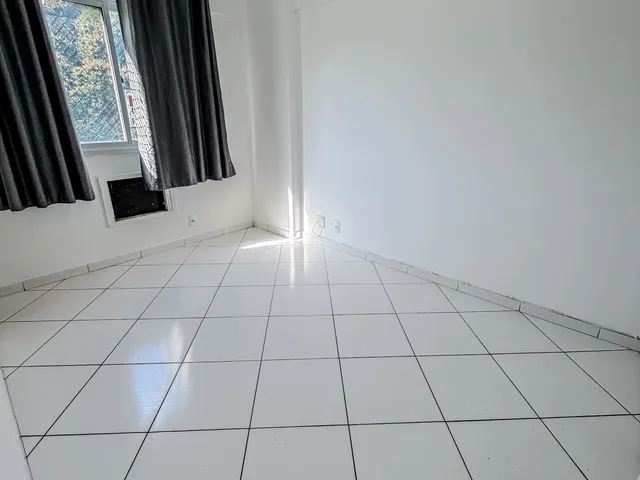 Apartamento 2 quartos e 2 banheiros, à venda, no bairro Glória em Macaé