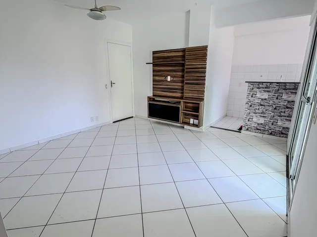 Apartamento 2 quartos e 2 banheiros, à venda, no bairro Glória em Macaé