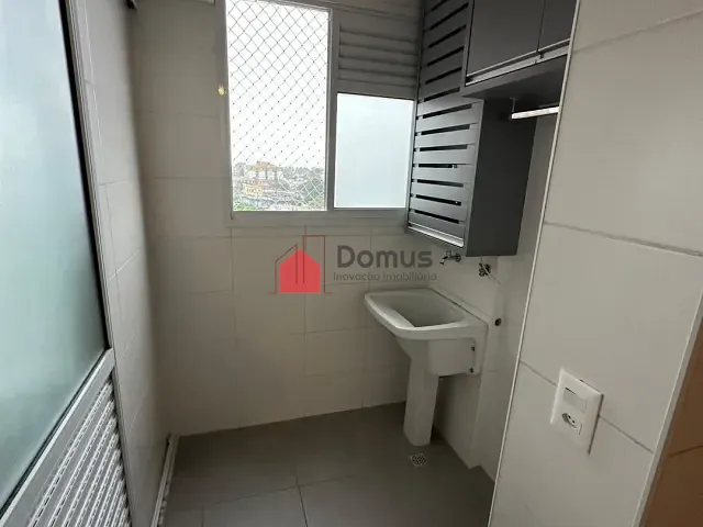 Apartamento 3 quartos e 2 banheiros, para alugar, no bairro Vila Bourghese em Pindamonhangaba