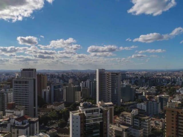 Apartamento com 2800m² 4 quartos e 6 banheiros, à venda, no bairro Serra em Belo Horizonte