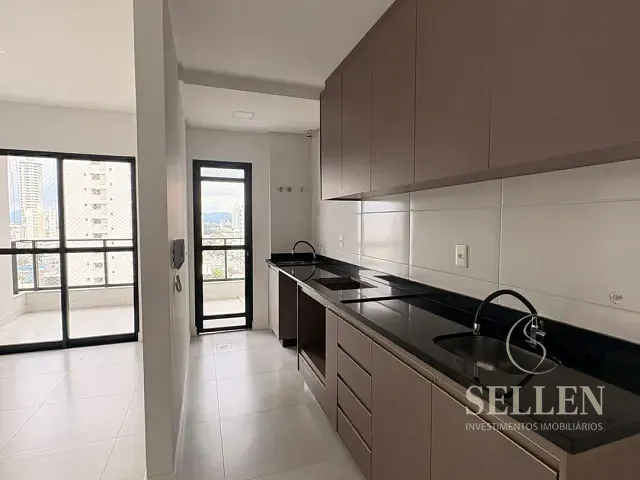 Apartamento 1 quarto e 1 banheiro, para alugar, no bairro Vila Operária em Itajaí