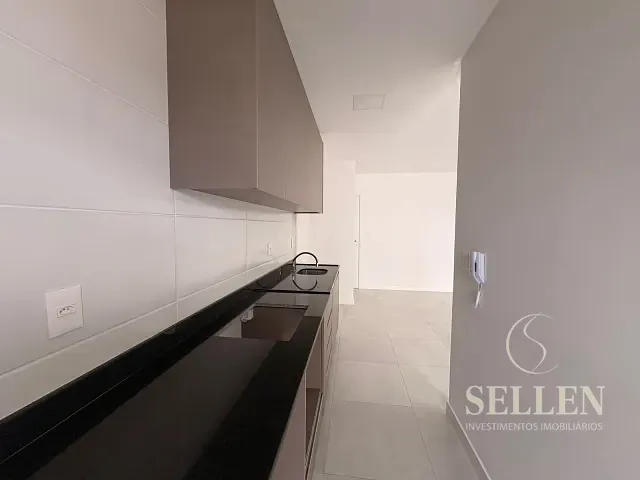 Apartamento 1 quarto e 1 banheiro, para alugar, no bairro Vila Operária em Itajaí