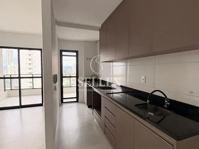 Apartamento 1 quarto e 1 banheiro, para alugar, no bairro Vila Operária em Itajaí