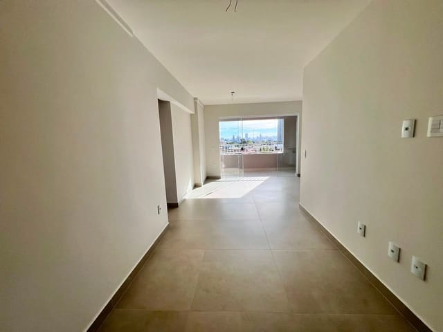 Apartamento 3 quartos e 2 banheiros, à venda, no bairro Setor Bueno em Goiânia