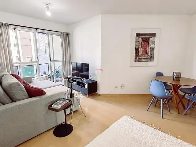 Apartamento 2 quartos e 2 banheiros, à venda, no bairro Centro em Londrina