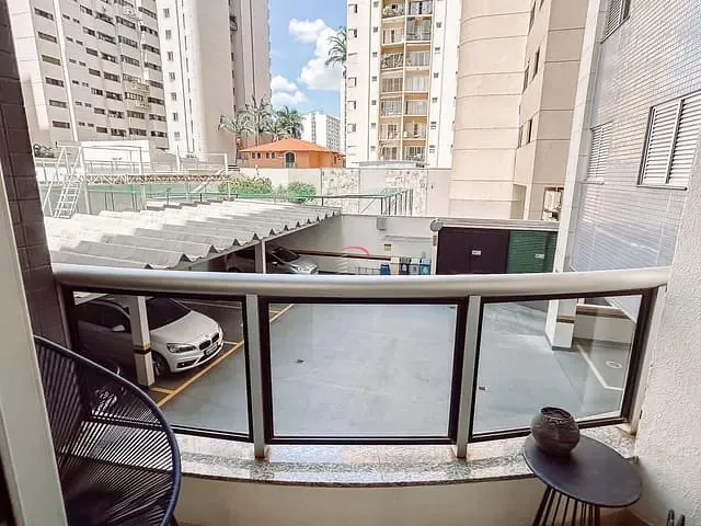 Apartamento 2 quartos e 2 banheiros, à venda, no bairro Centro em Londrina
